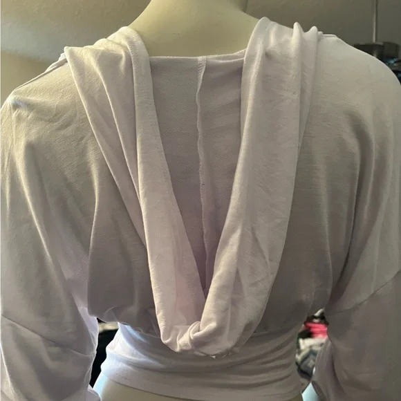 Urban Outfitters White Zip-Up Crop Top - Picture 4 of 4